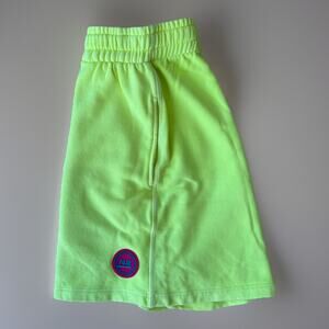 P448 Shorts Medium Neon Green Fleece Summer Streetwear Italy Casual NWT